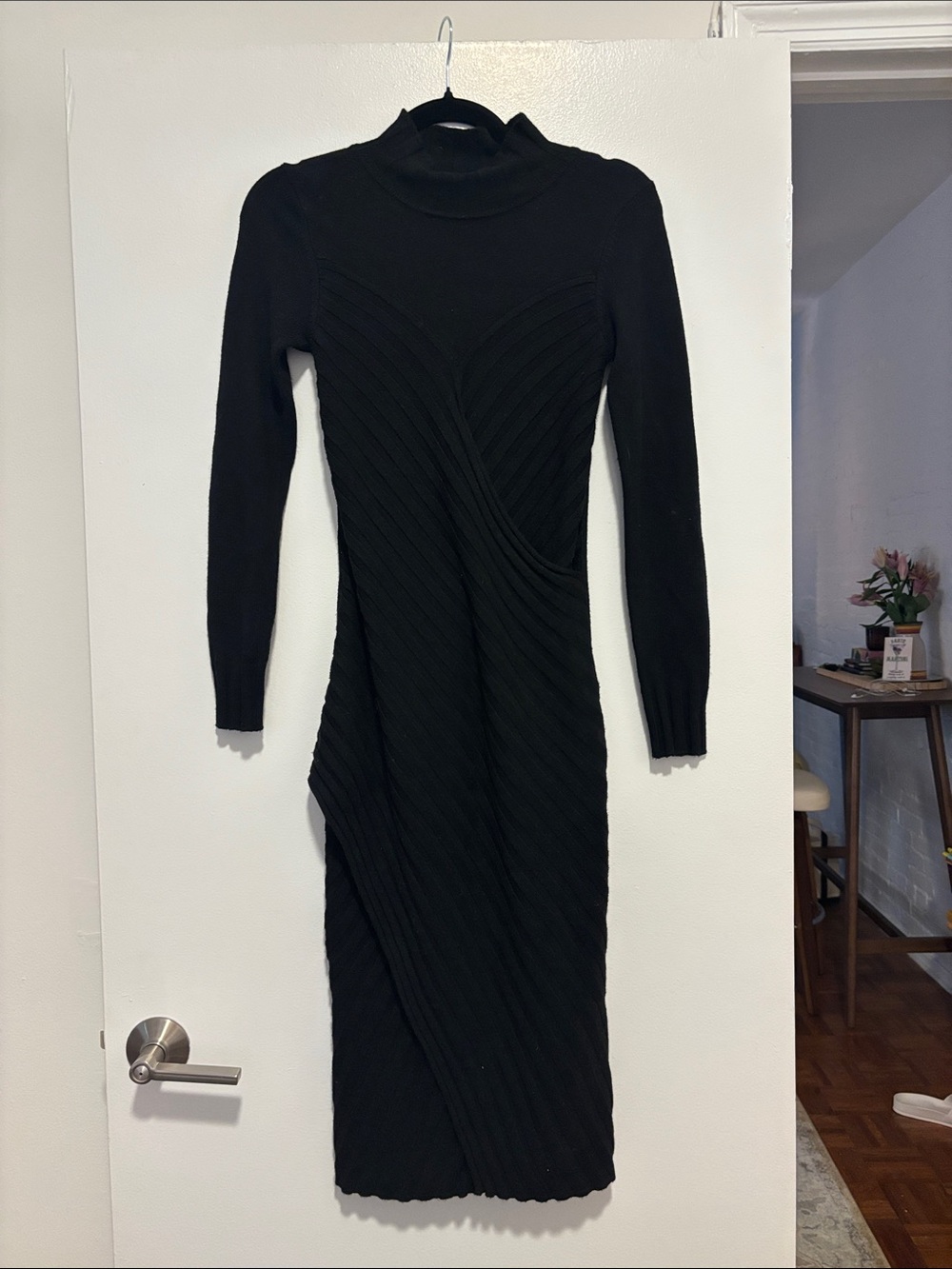 Elie Tahari Black Ribbed Long Sleeve Midi Knit Dress